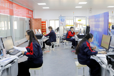 2022年江西省‘天工杯’勞動和技能競賽職業(yè)院校教師數(shù)字經(jīng)濟(jì)職業(yè)技能競賽網(wǎng)絡(luò)技術(shù)服務(wù)賽項(xiàng)在江西工貿(mào)職院成功舉行